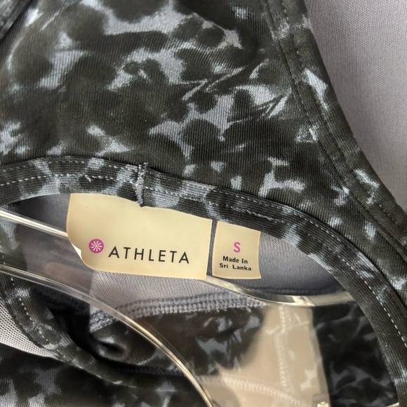 Athleta Women's Stardust Spinnerette Animal Print Workout Tank Top - Picture 4 of 9